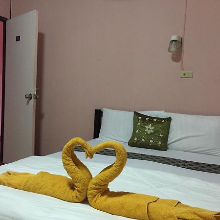 Marina Ao Nang Guesthouse Eksteriør billede